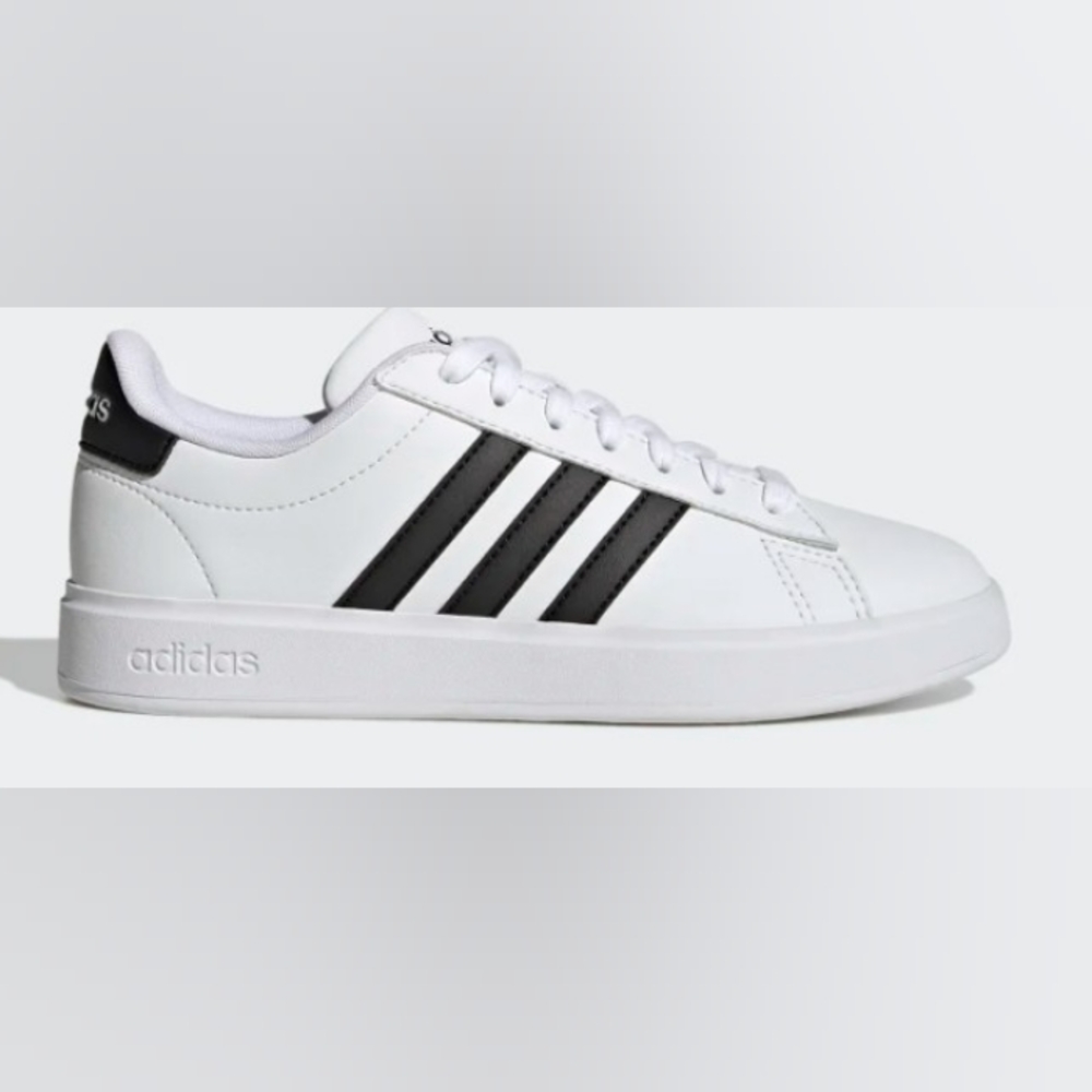 Adidas cloud foam lifestyle black and white